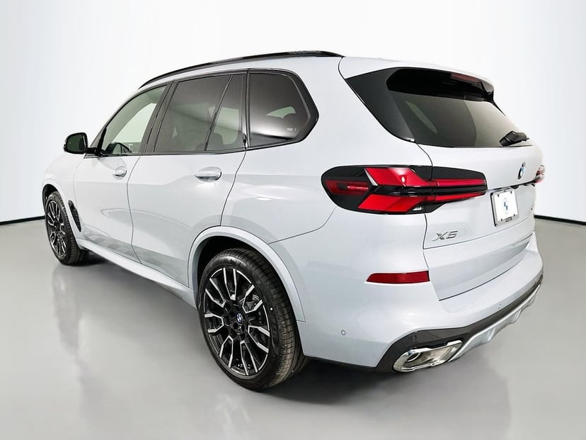 2026 BMW X5 - Image 7