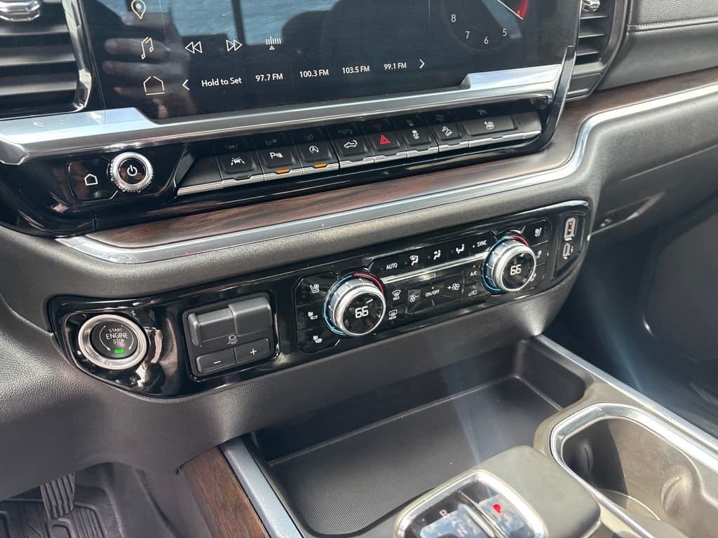 2024 GMC Sierra 1500 - Image 18