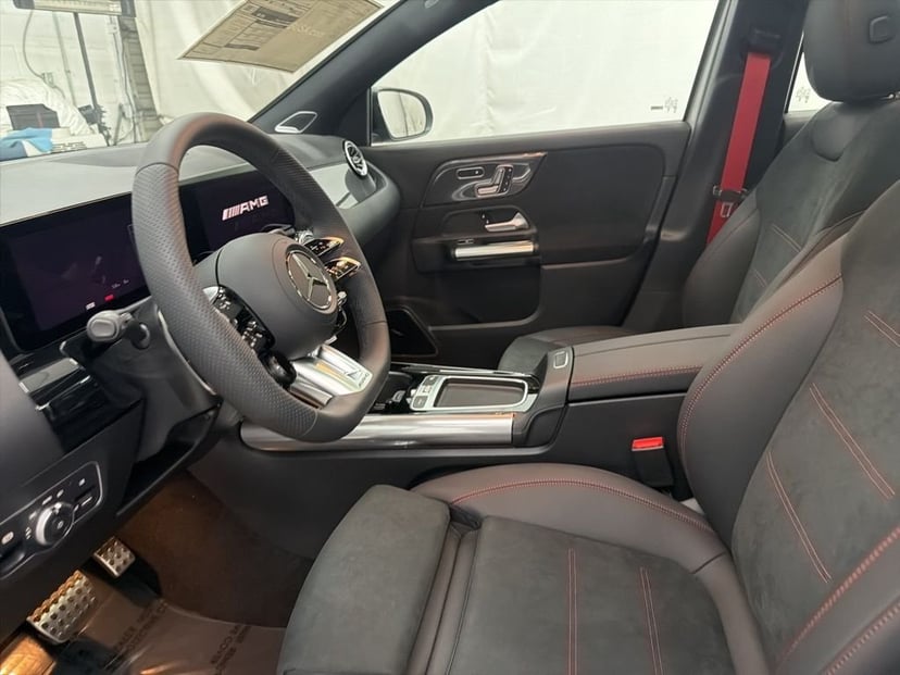 2026 Mercedes-Benz GLA - Image 14