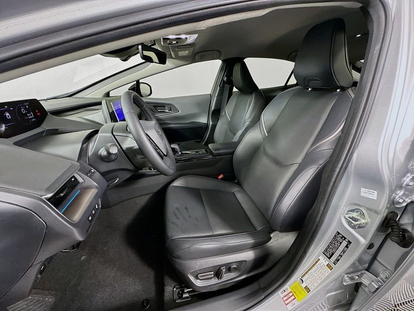 2023 Toyota Prius - Image 20