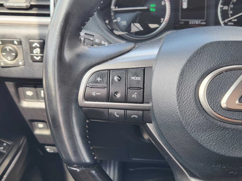 2023 Lexus GX 460 - Image 23