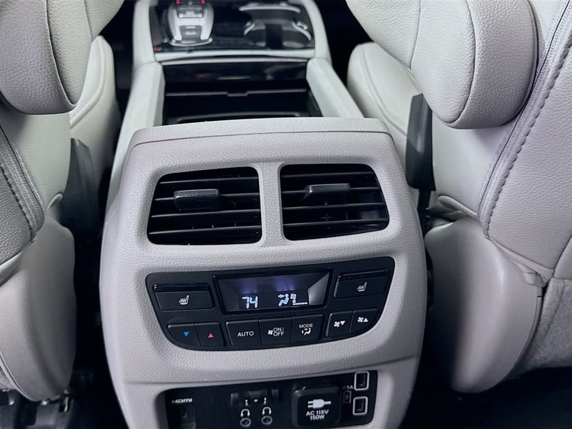 2020 Honda Pilot - Image 35