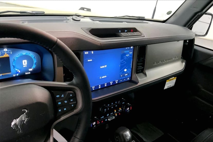 2026 Ford Bronco - Image 4
