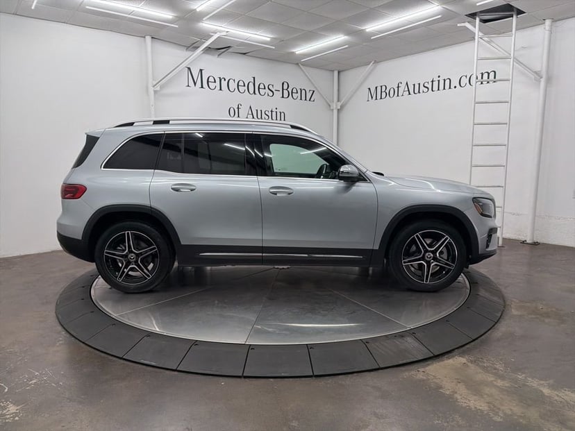 2026 Mercedes-Benz GLB - Image 8