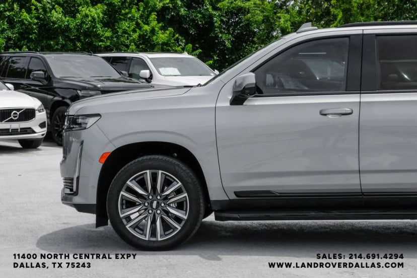 2023 Cadillac Escalade - Image 14
