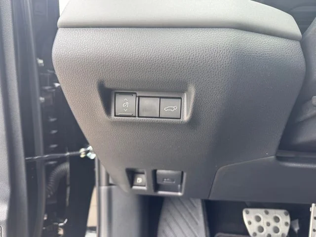 2026 Toyota RAV4 Plug-in Hybrid - Image 16