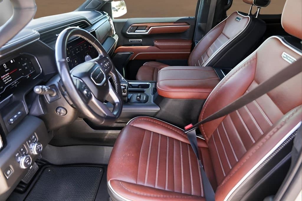 2023 GMC Sierra 1500 - Image 9