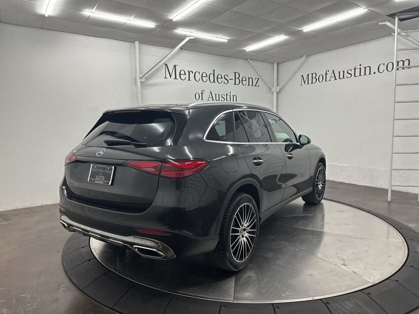 2026 Mercedes-Benz GLC - Image 7