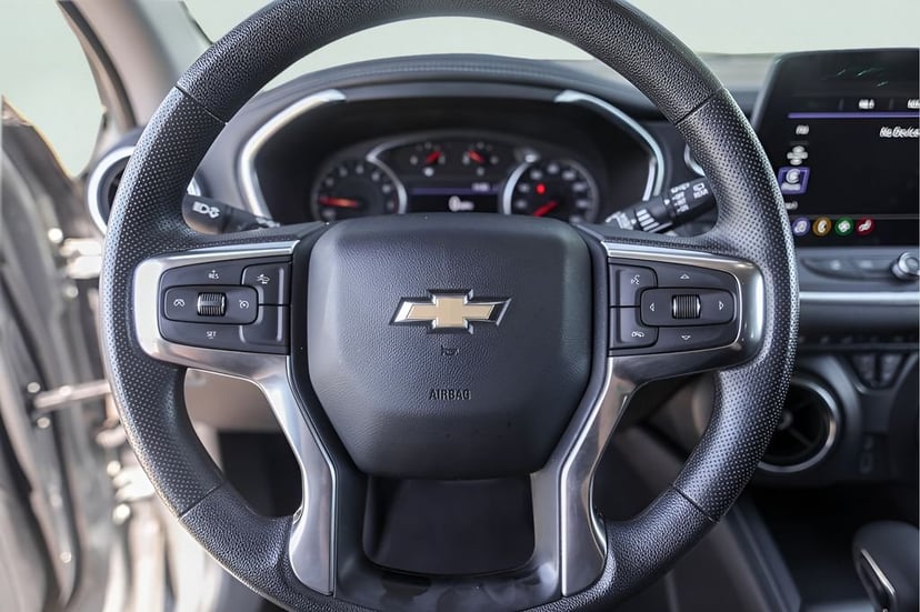 2023 Chevrolet Blazer - Image 15