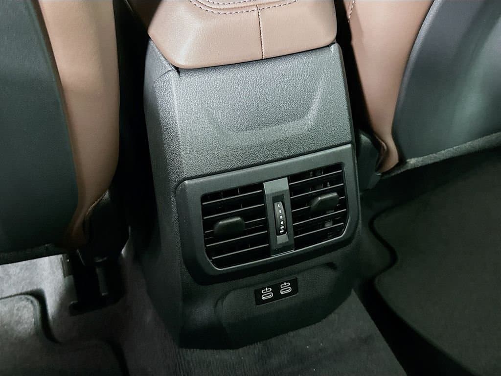 2026 BMW 2 Series - Image 18