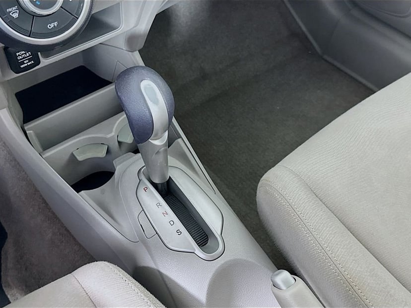 2010 Honda Insight - Image 15