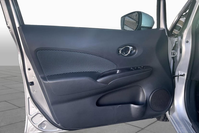 2017 Nissan Versa Note - Image 22