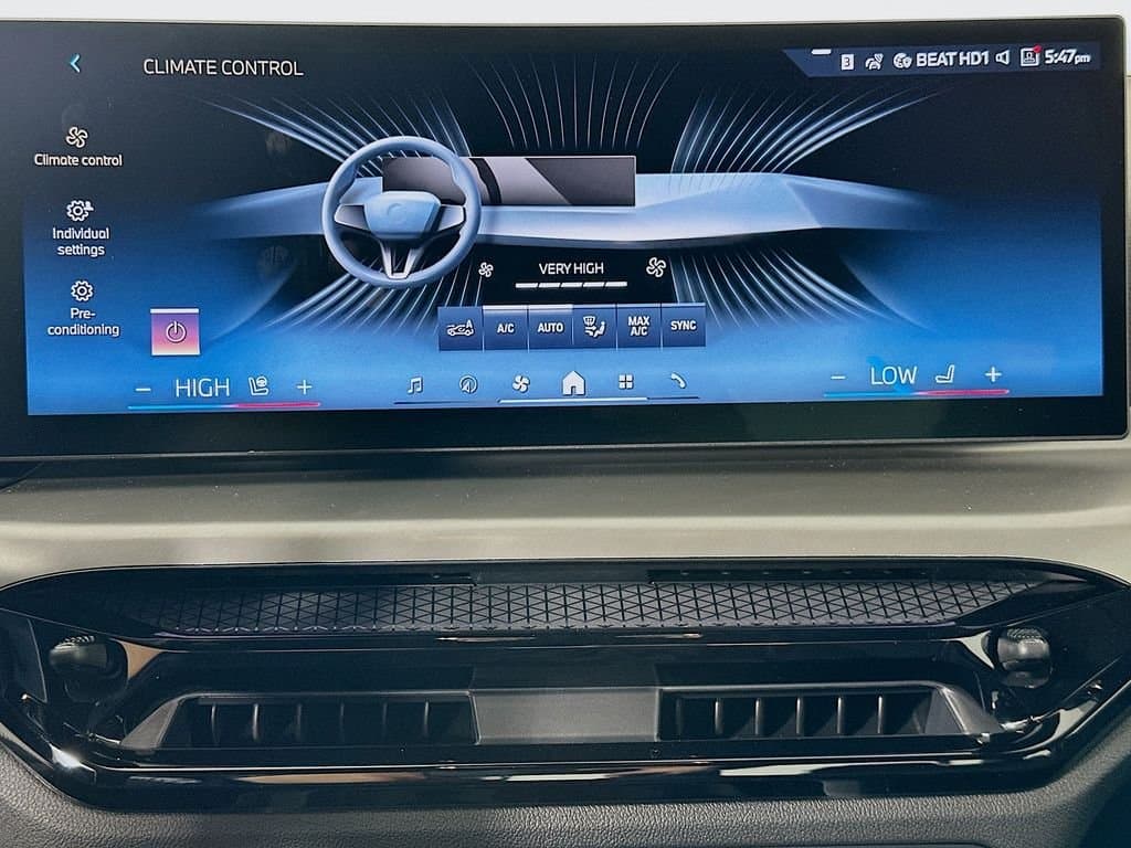 2026 BMW 2 Series - Image 14