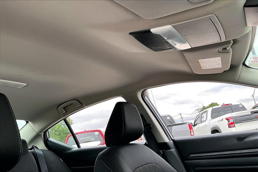2025 Nissan Altima - Image 14