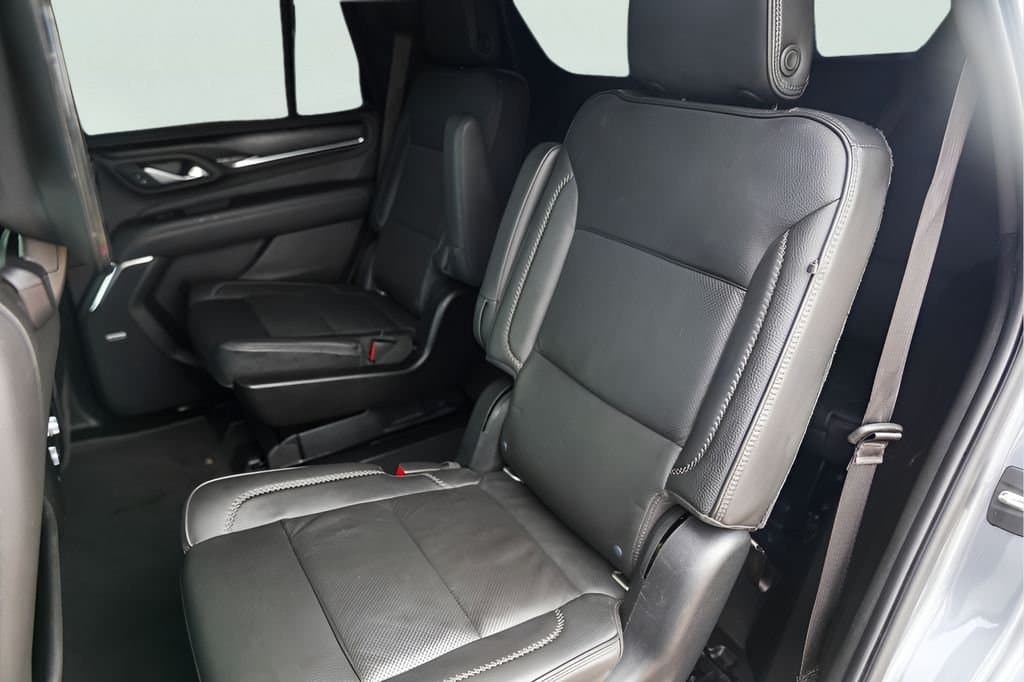 2021 GMC Yukon - Image 28