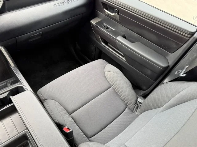 2023 Toyota Tundra - Image 25