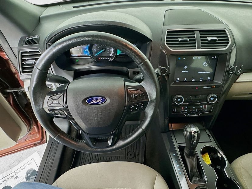 2018 Ford Explorer - Image 12