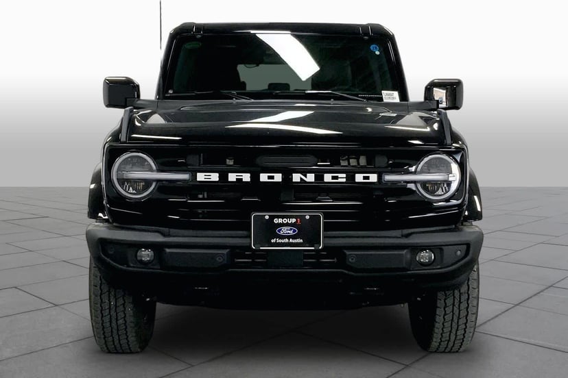 2026 Ford Bronco - Image 2