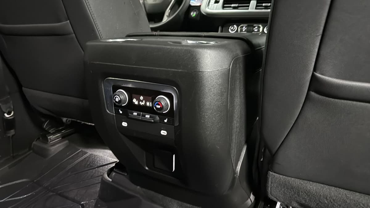 2023 Chevrolet Tahoe - Image 28