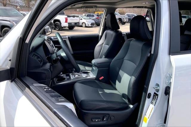 2024 Toyota 4RUNNER - Image 8