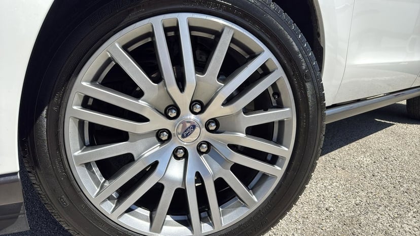 2023 Ford Expedition - Image 9