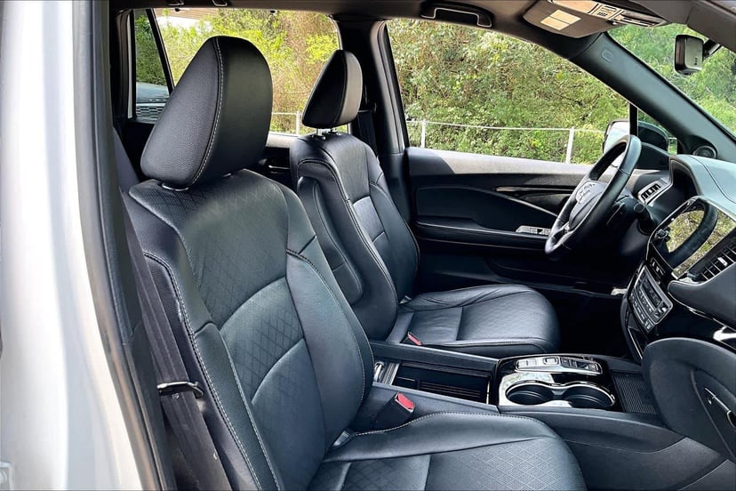 2023 Honda Passport - Image 9