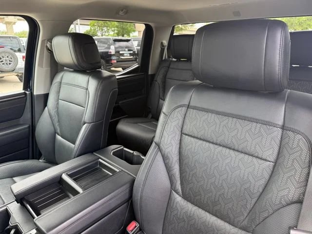 2023 Toyota Tundra - Image 11
