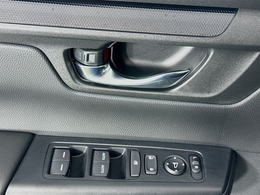 2026 Honda CR-V - Image 25