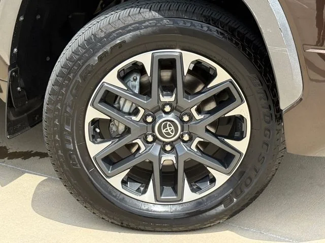 2024 Toyota Tundra Hybrid - Image 2