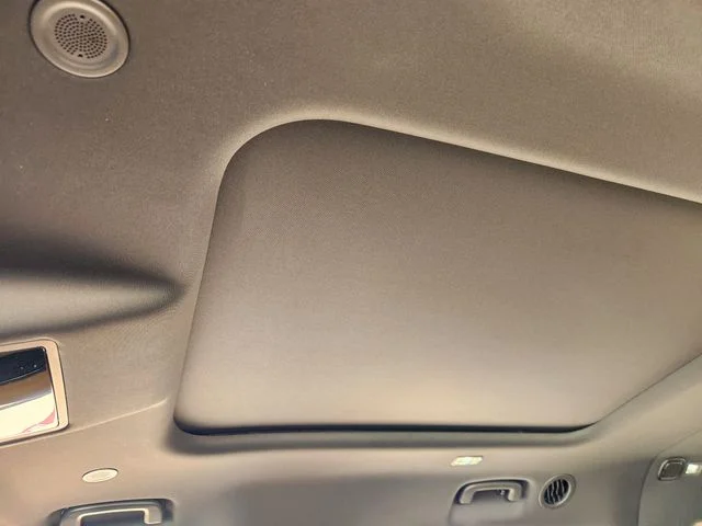 2026 Land Rover Defender 130 - Image 18