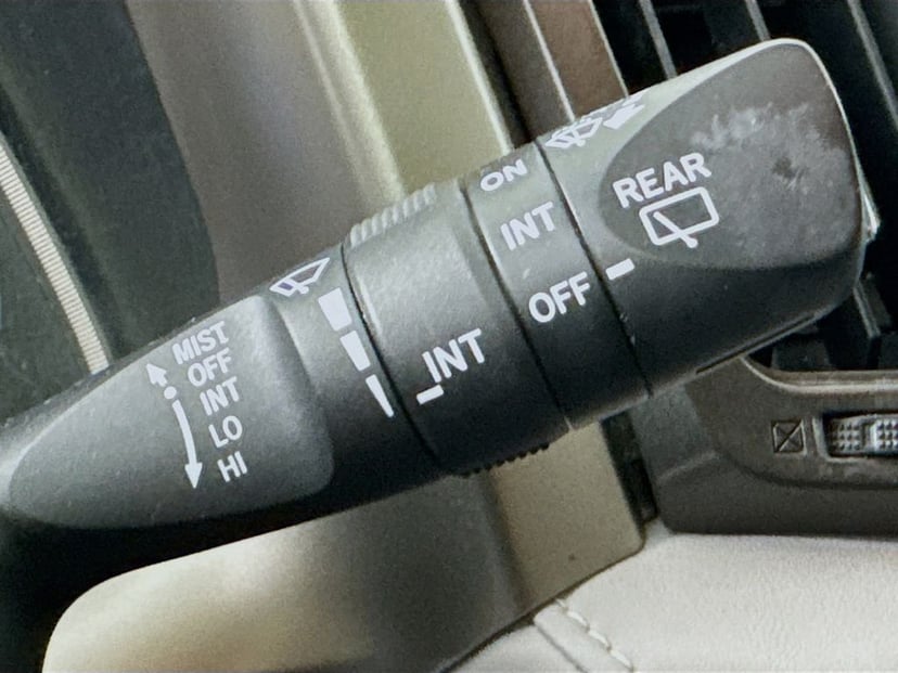 2015 Toyota RAV4 - Image 14