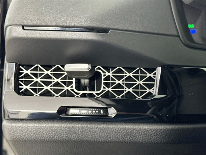 2025 Honda Accord Hybrid - Image 11