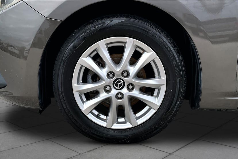 2016 Mazda Mazda3 - Image 11