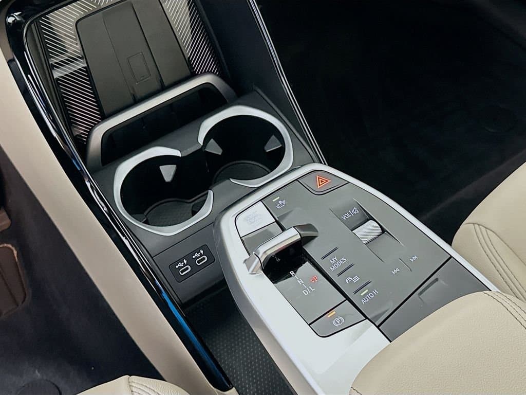 2023 BMW X1 - Image 17