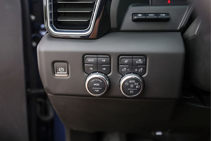 2022 GMC Sierra 1500 - Image 17