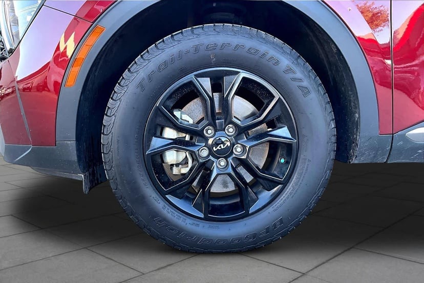 2023 Kia Sportage - Image 11