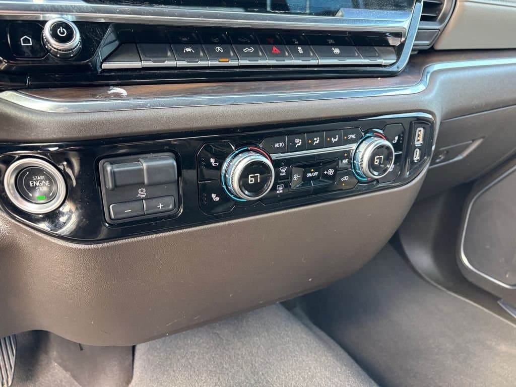 2025 GMC Sierra 1500 - Image 17