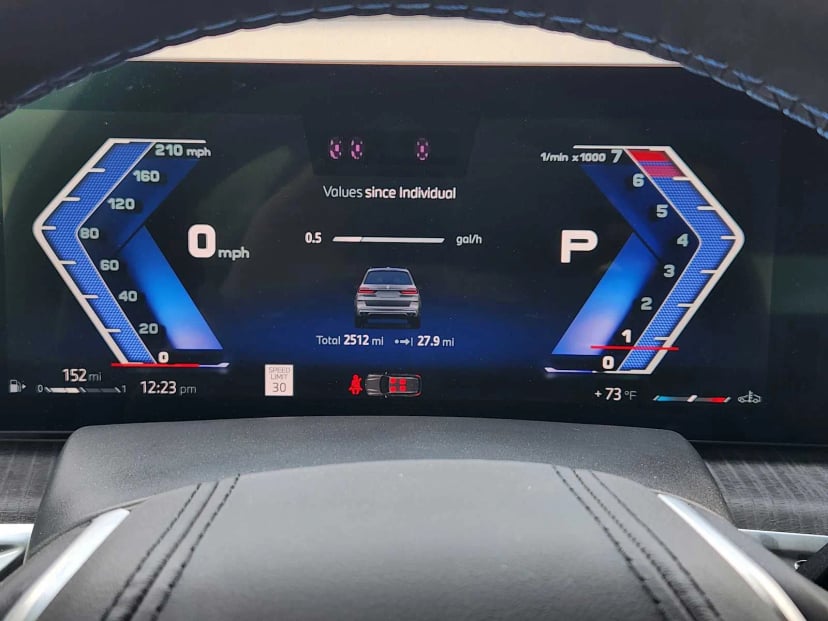 2025 BMW ALPINA XB7 - Image 16