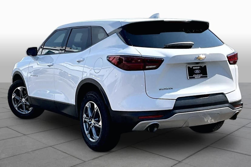 2023 Chevrolet Blazer - Image 6