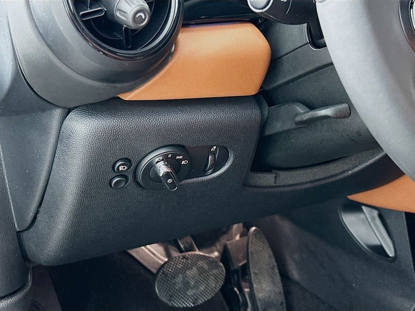 2023 MINI Cooper S - Image 10