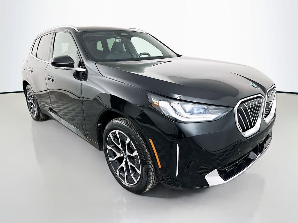 2025 BMW X3 - Image 3