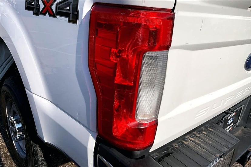 2019 Ford F-250 - Image 28