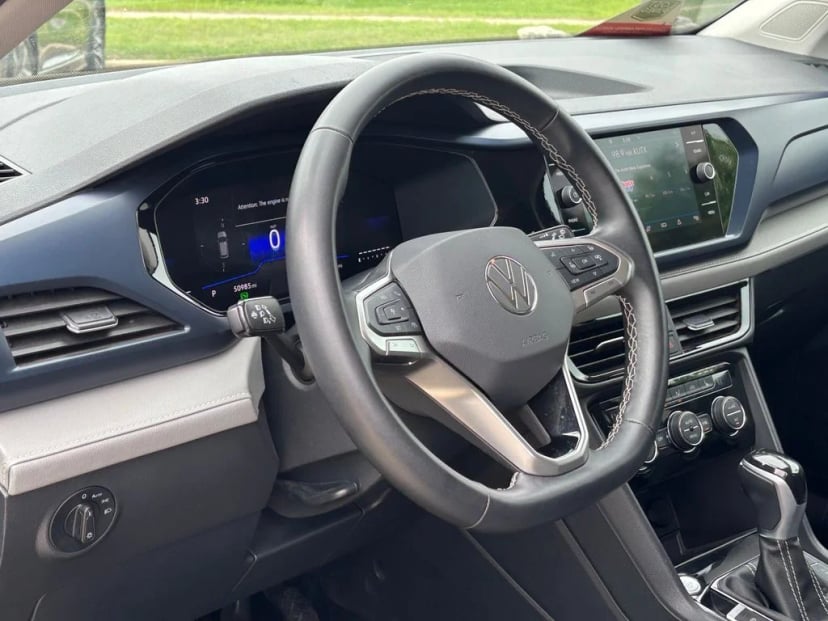 2024 Volkswagen Taos - Image 7
