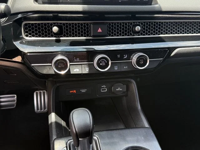2023 Honda Civic - Image 17