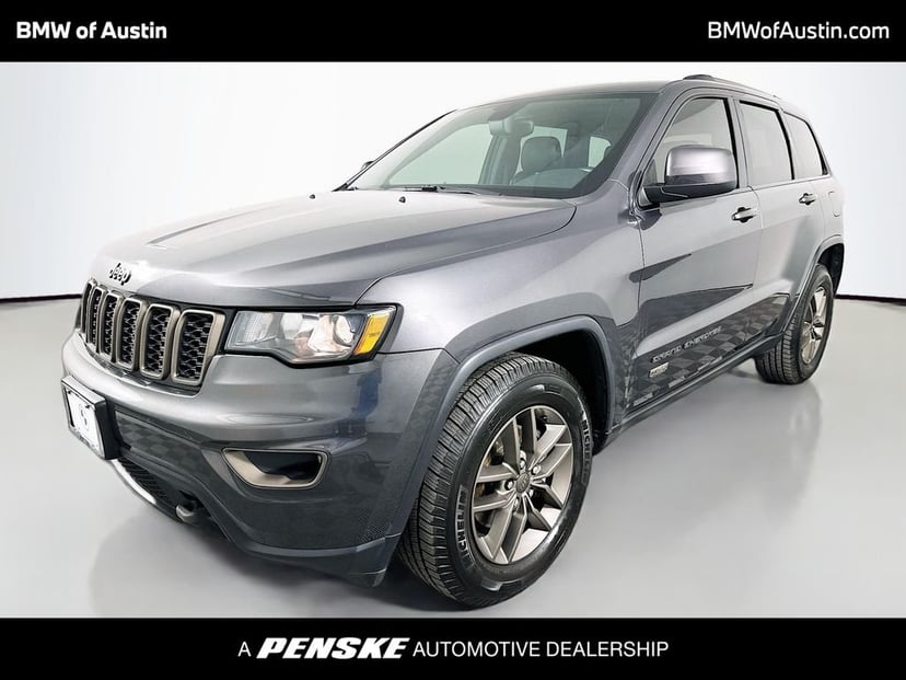2017 Jeep Grand Cherokee - Image 1
