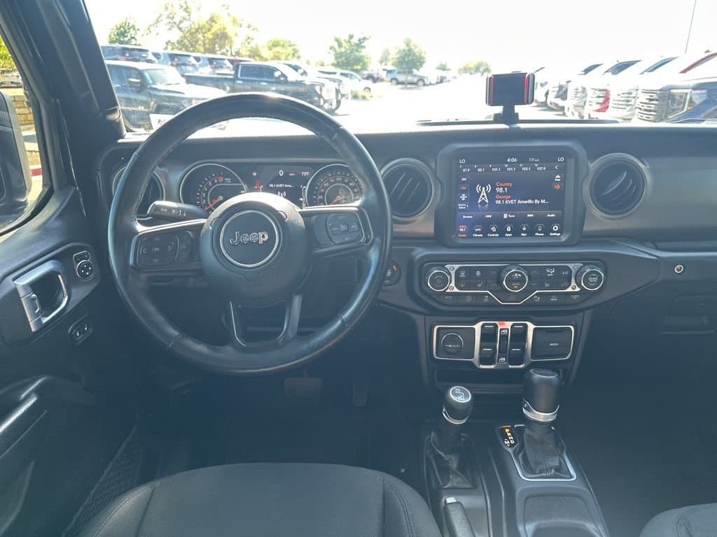 2022 Jeep Gladiator - Image 22