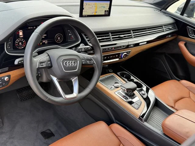 2017 Audi Q7 - Image 11