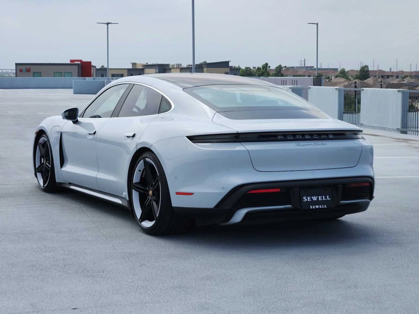2023 Porsche Taycan - Image 5