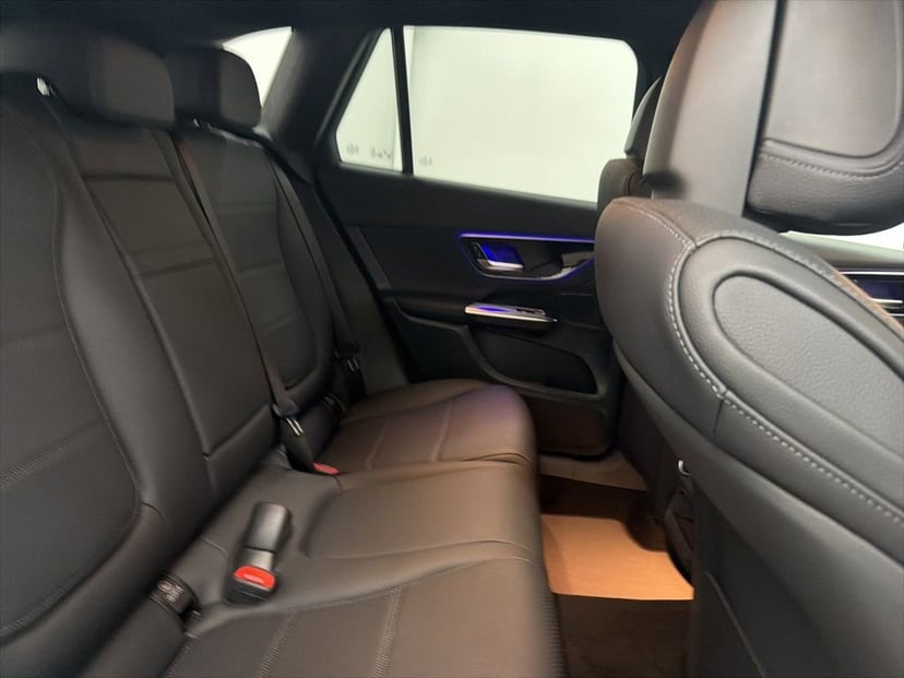 2026 Mercedes-Benz GLC - Image 61