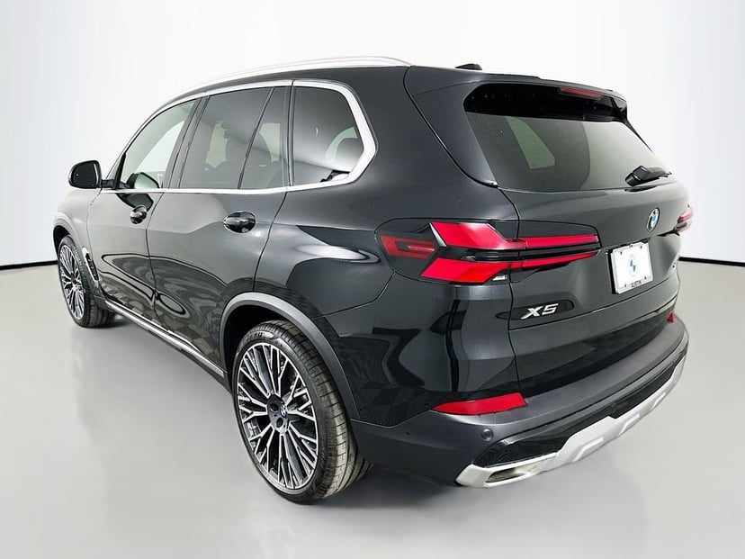 2026 BMW X5 - Image 7